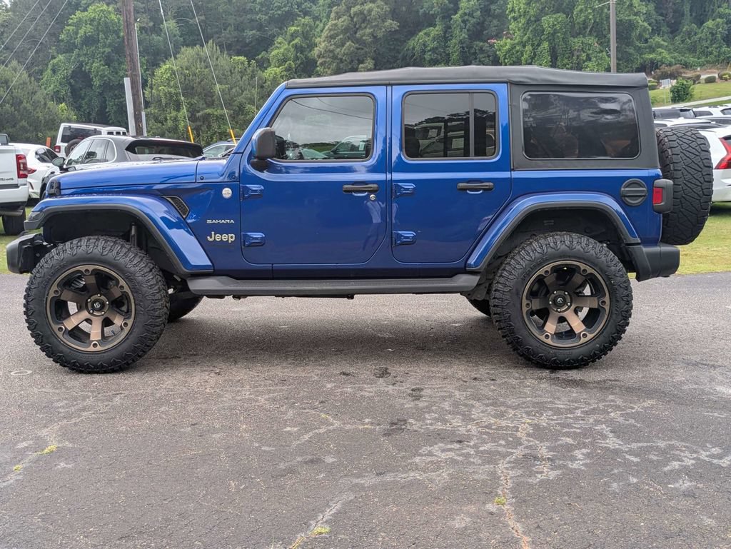 Used 2020 Jeep Wrangler Unlimited Sahara AWD/4WD image 3