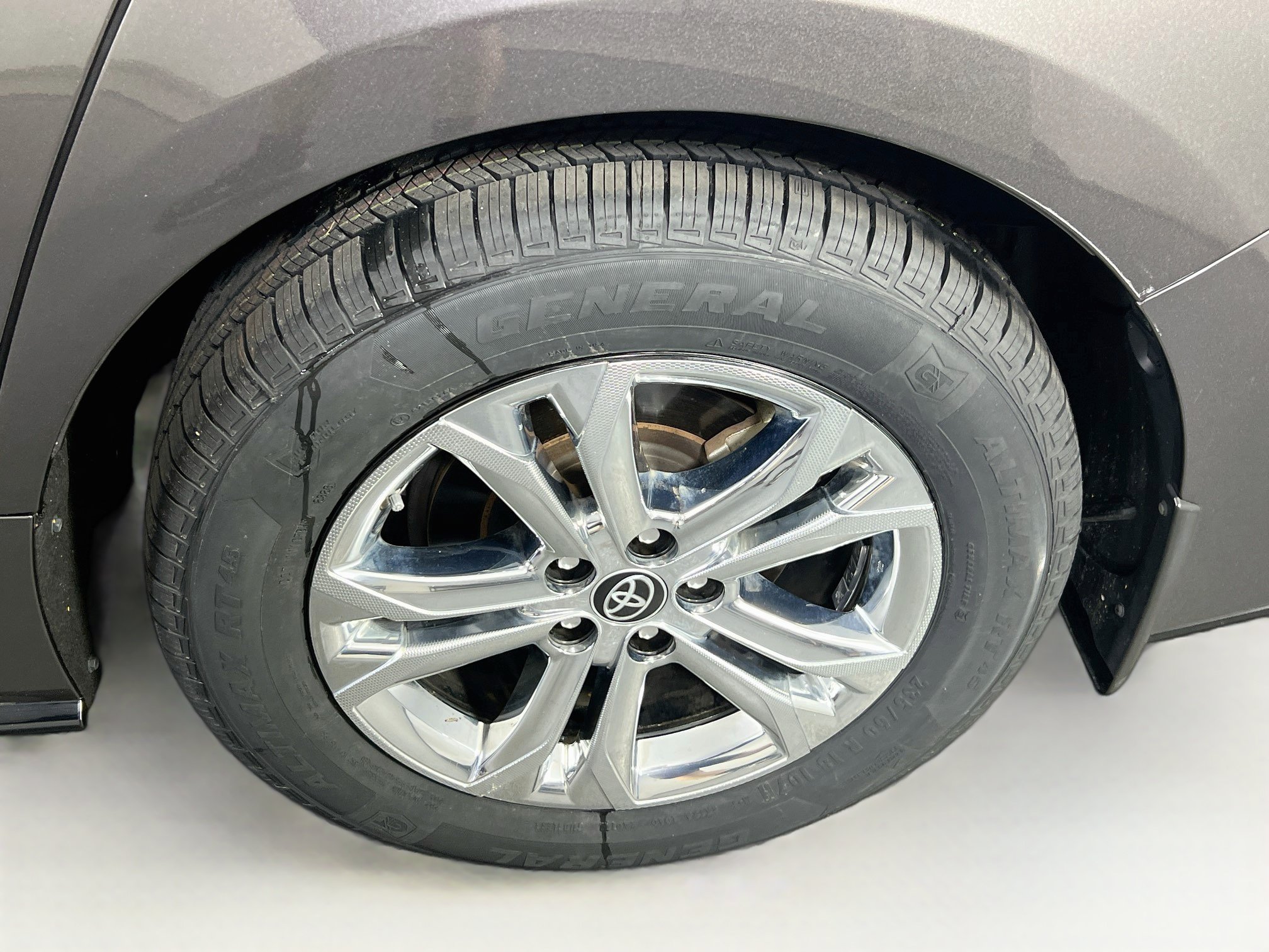 Used 2022 Toyota Sienna XSE AWD/4WD image 33