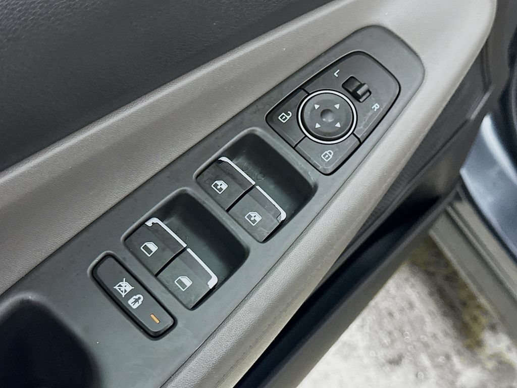 Used 2020 Hyundai Santa Fe SEL FWD image 20