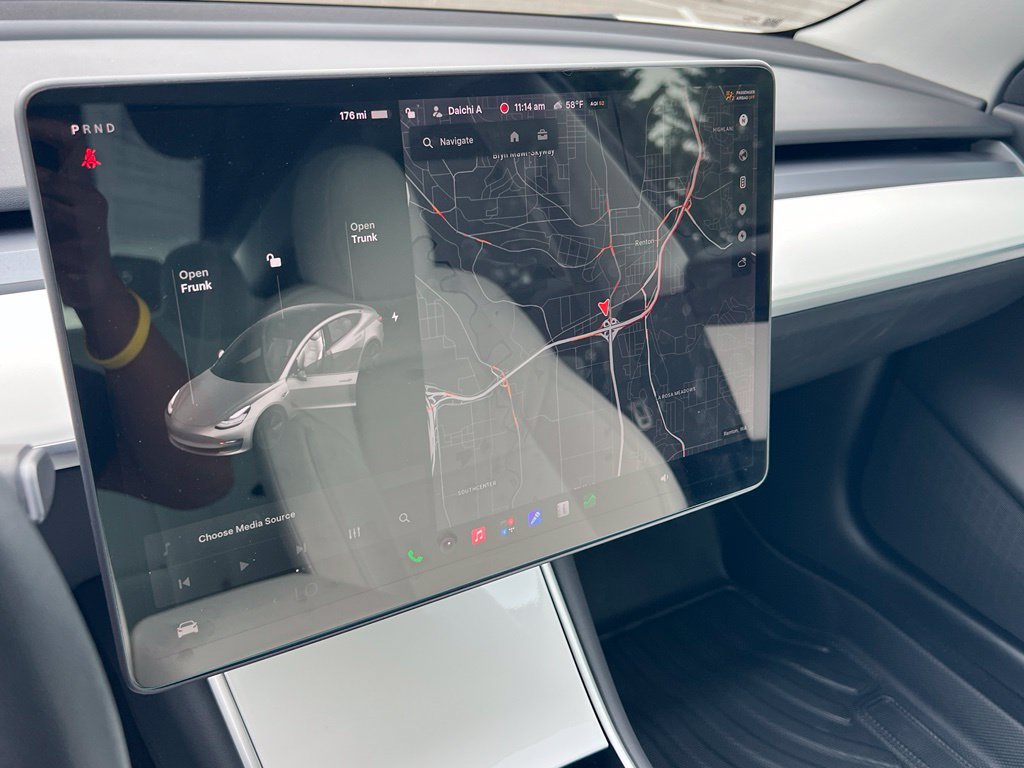 Used 2020 Tesla Model 3 Standard Range Plus RWD image 17