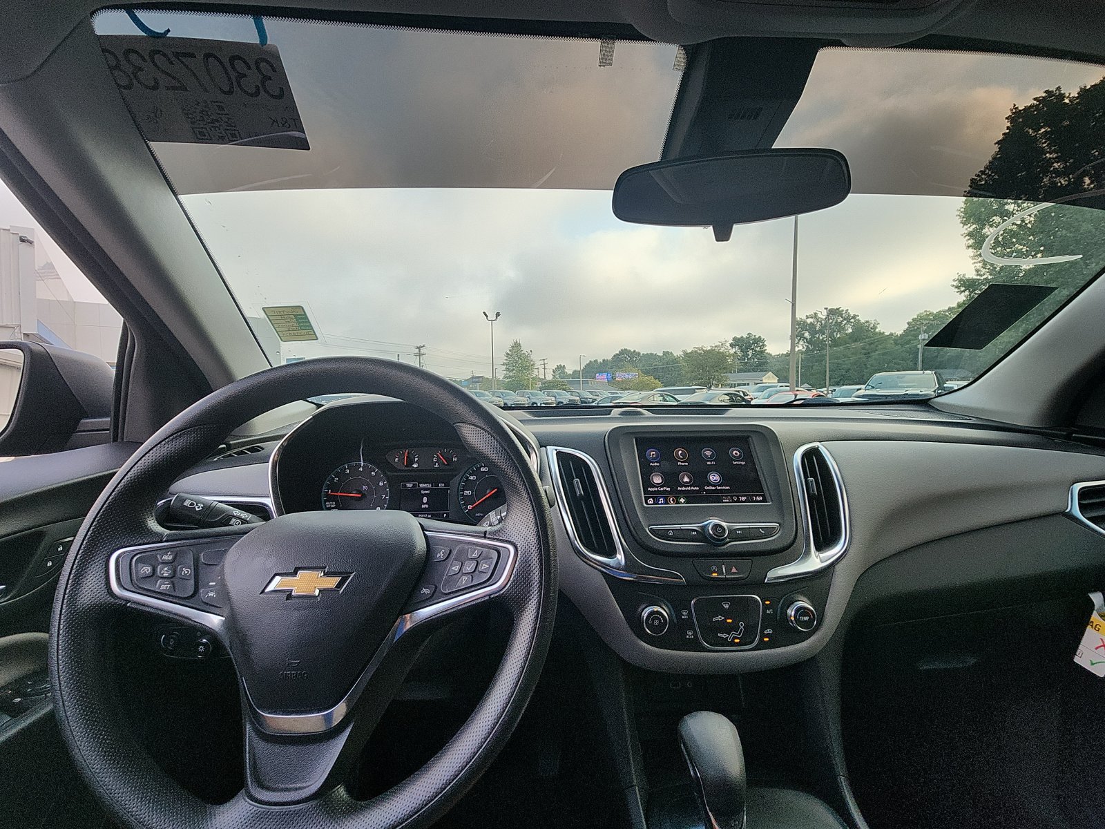 Used 2024 Chevrolet Equinox LS w/ Driver Confidence II Package FWD image 17