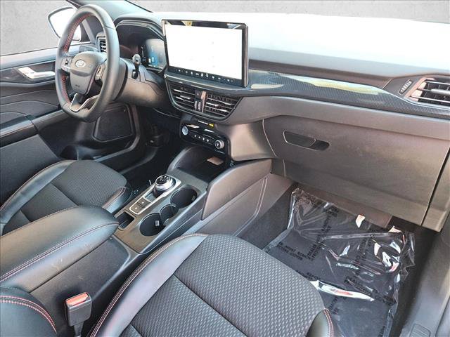 Used 2023 Ford Escape ST-Line w/ Tech Pack #1 FWD image 27