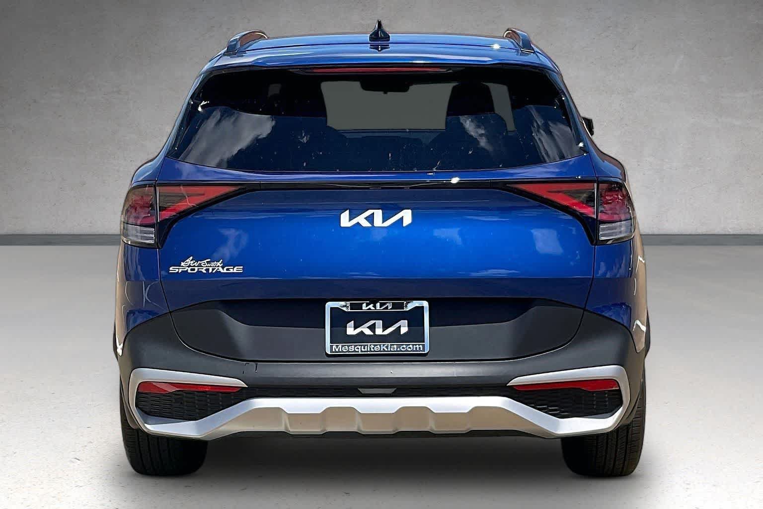 Certified 2025 Kia Sportage EX w/ Premium Package FWD image 5