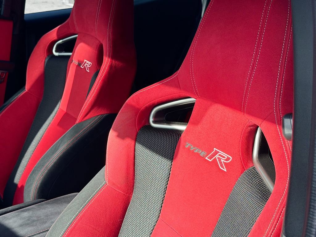 Used 2017 Honda Civic Type R image 19