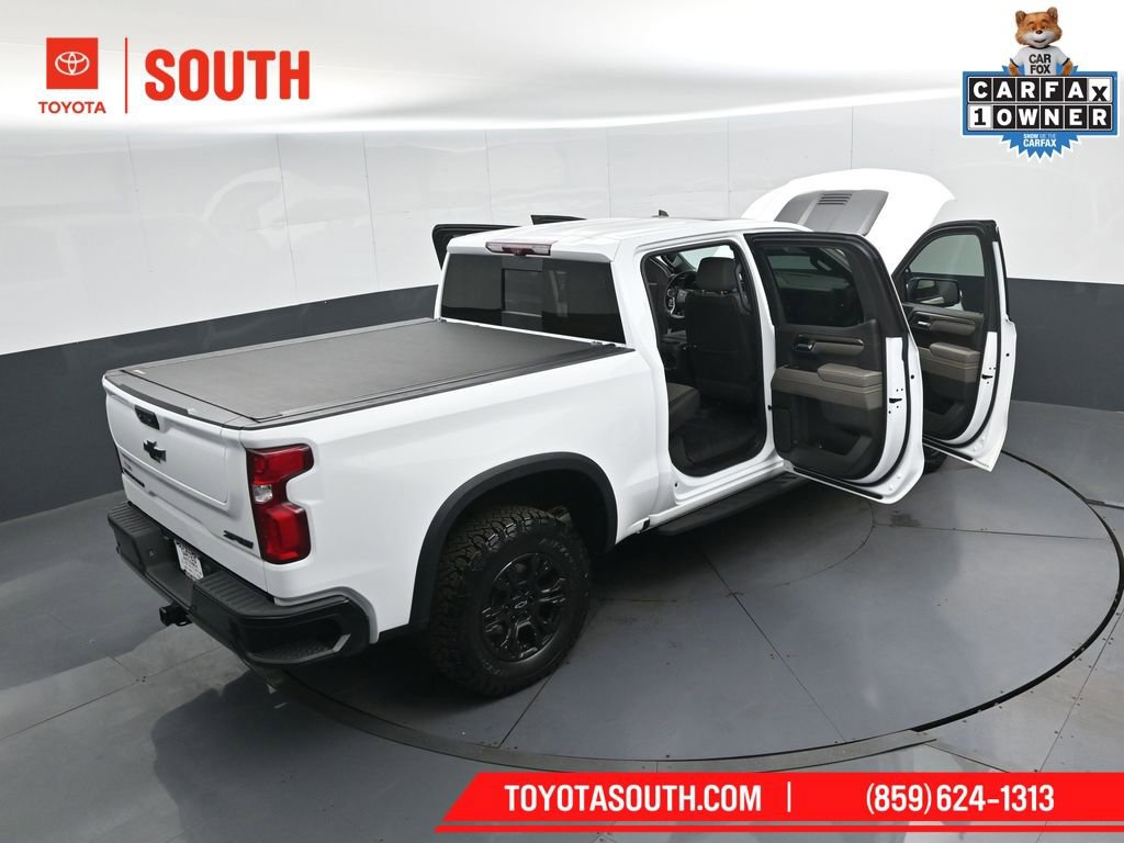 Used 2022 Chevrolet Silverado 1500 ZR2 w/ Technology Package image 53
