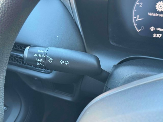 Used 2023 Honda HR-V LX image 24