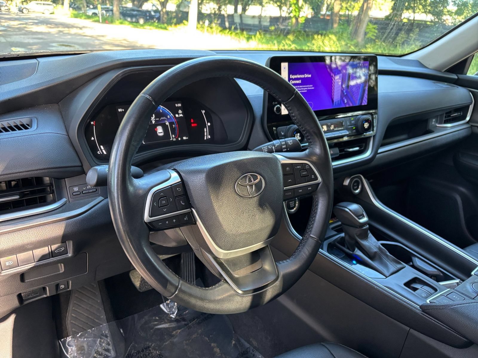 Used 2025 Toyota Grand Highlander FWD image 37