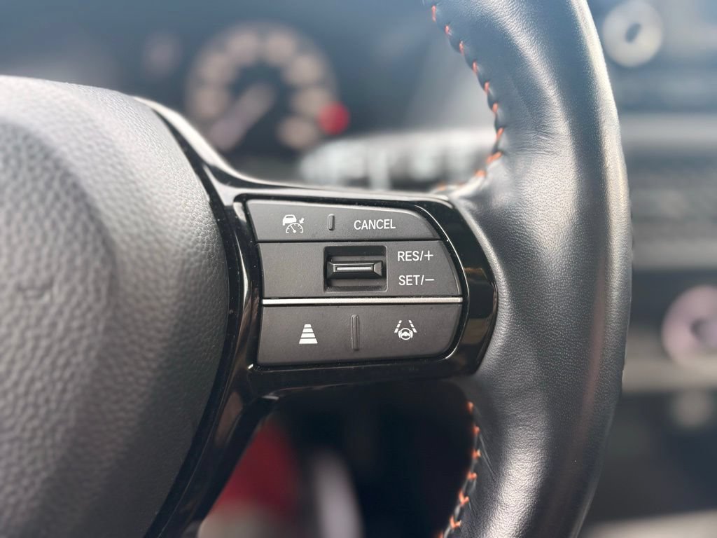 Used 2025 Honda HR-V Sport image 18