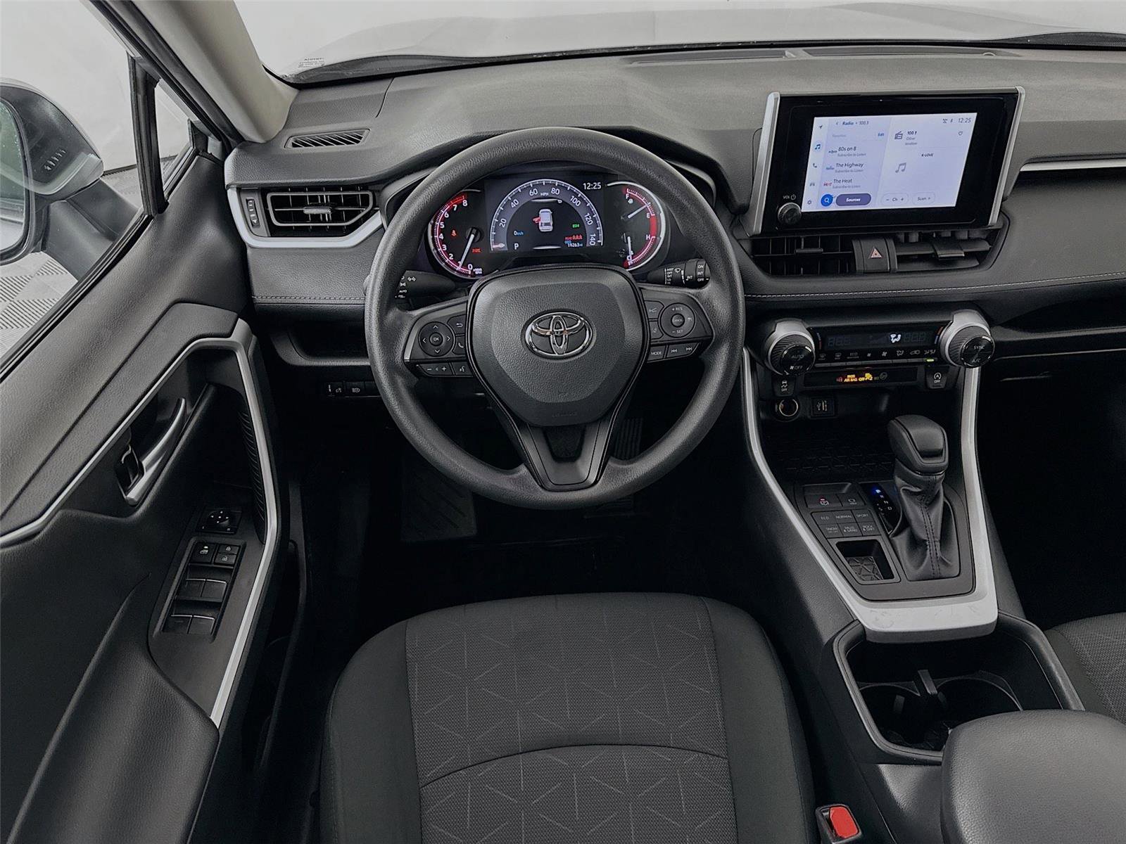 Certified 2025 Toyota RAV4 XLE image 21