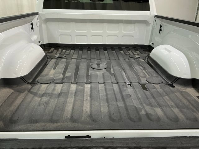 Used 2024 RAM 2500 Tradesman w/ Chrome Appearance Group AWD/4WD image 17