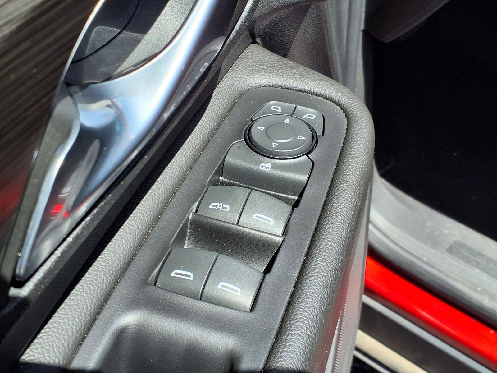 Used 2023 GMC Terrain SLE w/ Driver Convenience Package FWD image 19