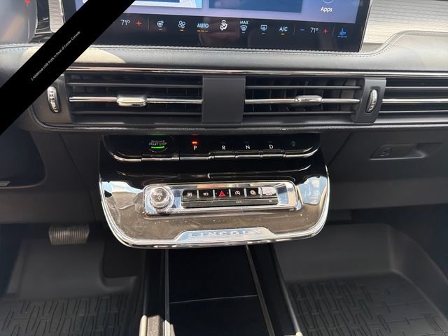 Certified 2024 Lincoln Corsair AWD w/ Equipment Group 101A image 20