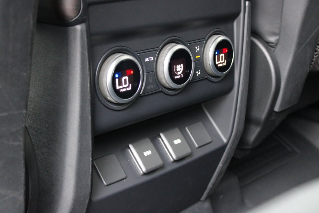 Used 2023 Land Rover Defender 130 First Edition AWD/4WD image 9