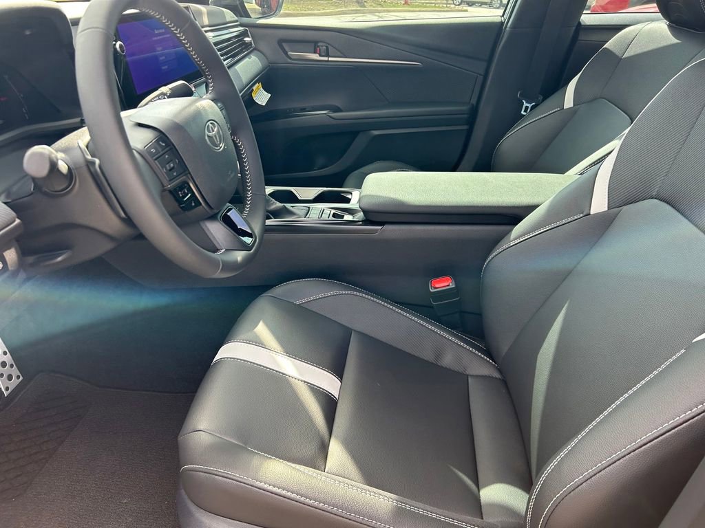 New 2026 Toyota Camry SE image 11