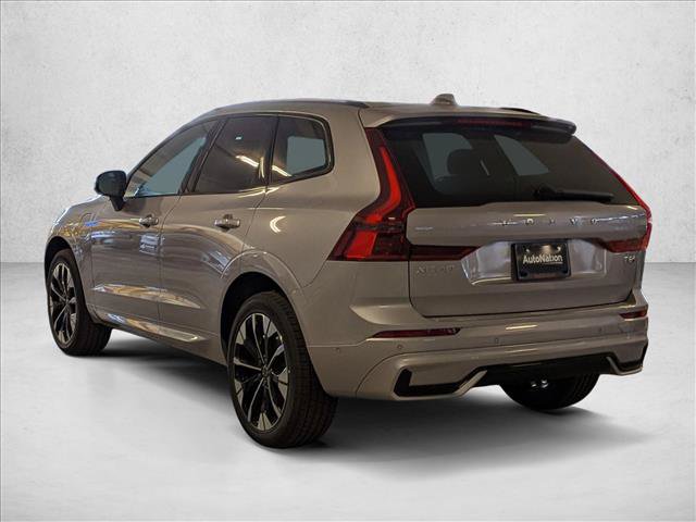 New 2026 Volvo XC60 T8 Plus w/ Climate Package PRO AWD/4WD image 8