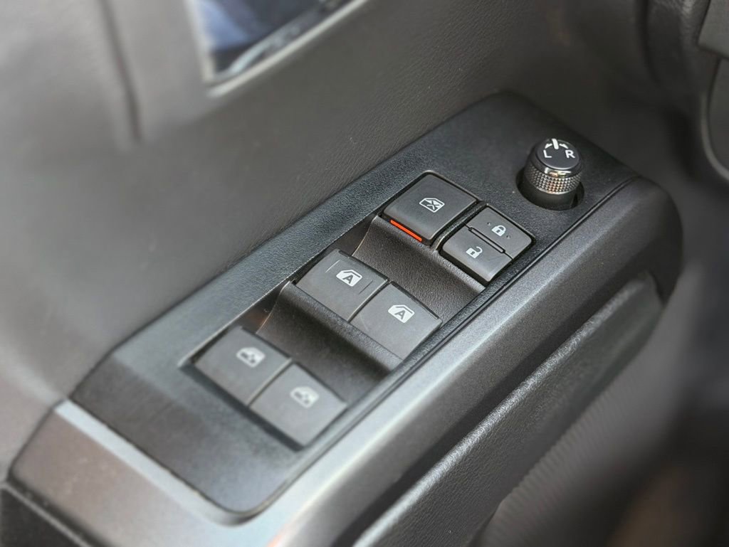 Used 2023 Toyota Tacoma TRD Sport w/ Technology Package image 16