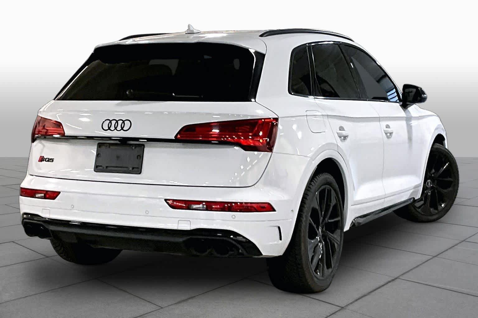 Used 2023 Audi SQ5 Prestige AWD/4WD image 12