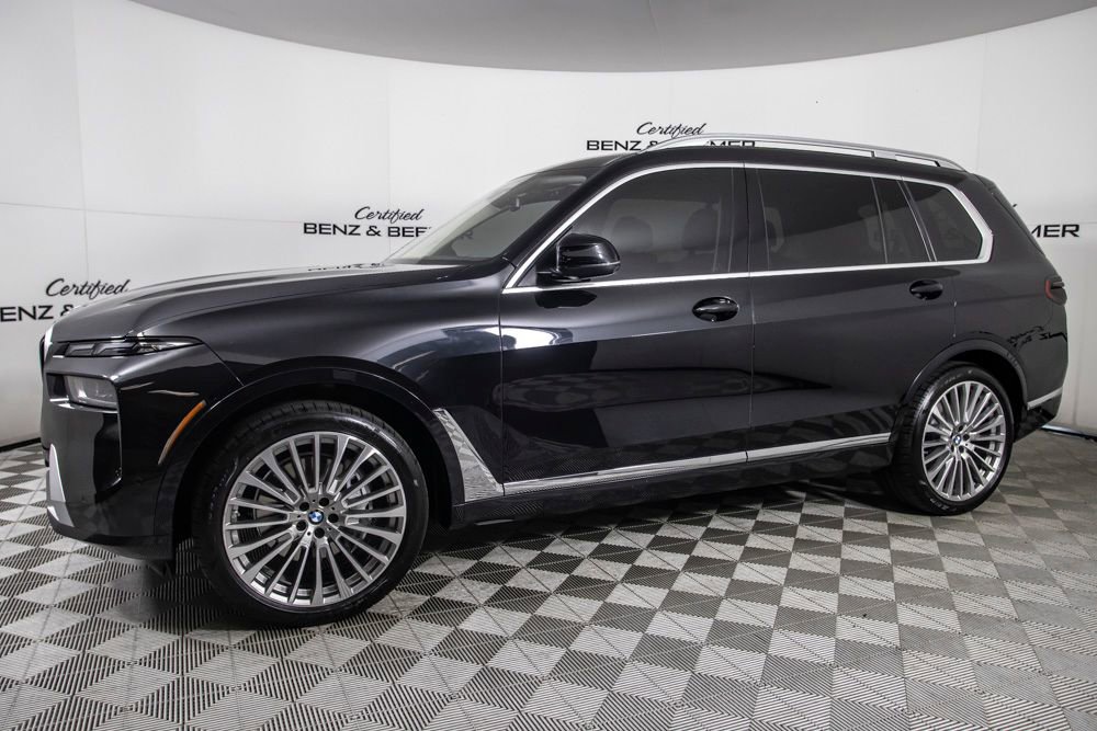 Used 2024 BMW X7 xDrive40i w/ Parking Assistance Package image 8
