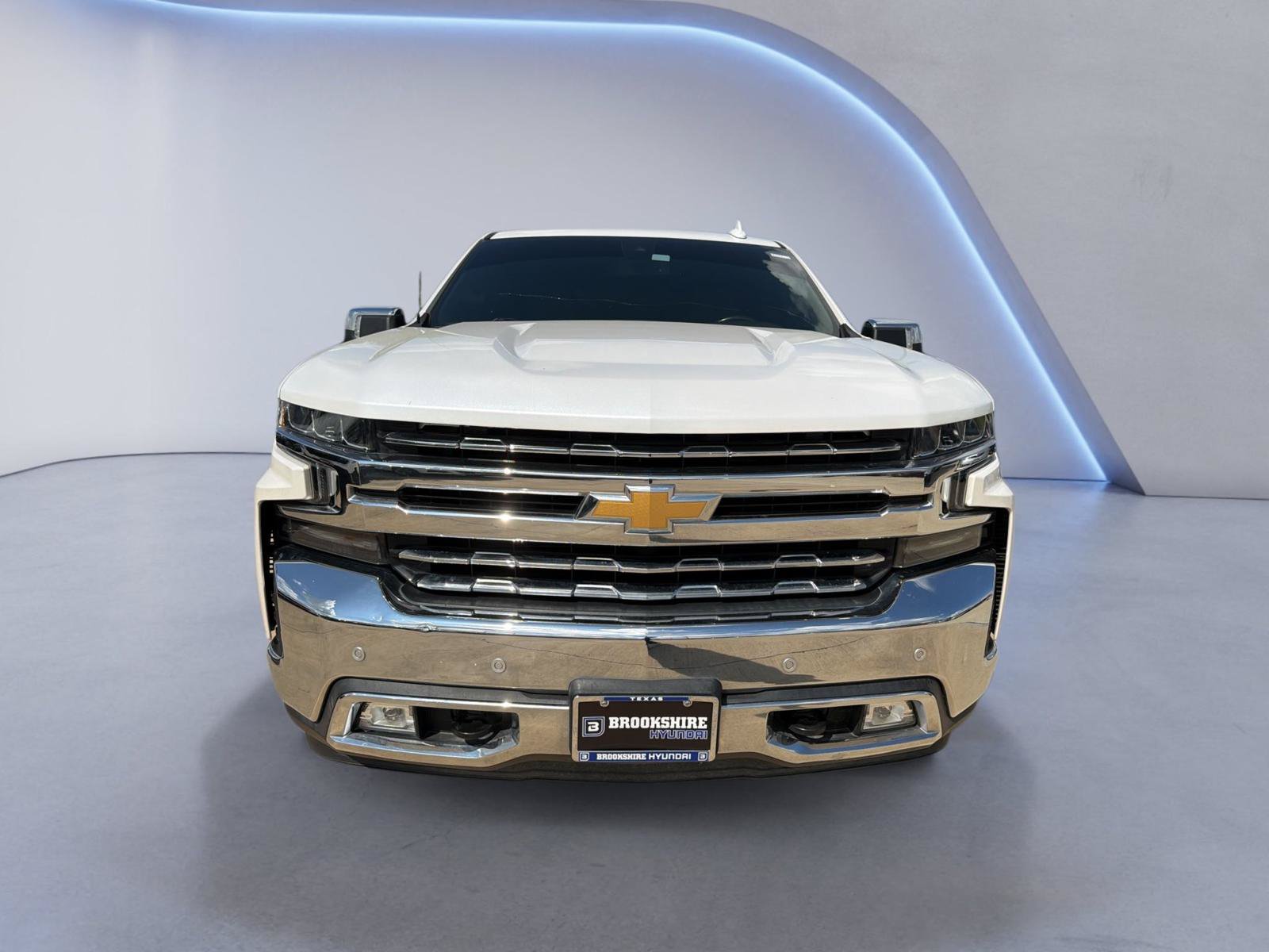Used 2019 Chevrolet Silverado 1500 LTZ AWD/4WD image 2
