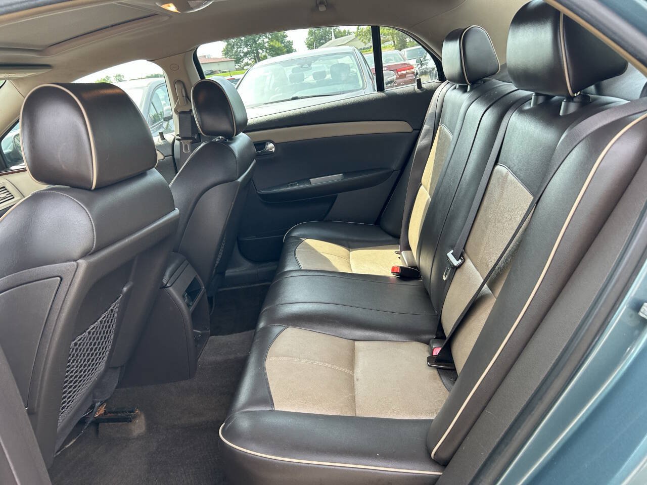 Used 2009 Chevrolet Malibu LTZ FWD image 9