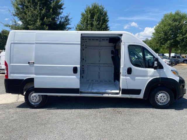 Used 2025 RAM ProMaster 3500 w/ Convenience Group FWD image 6