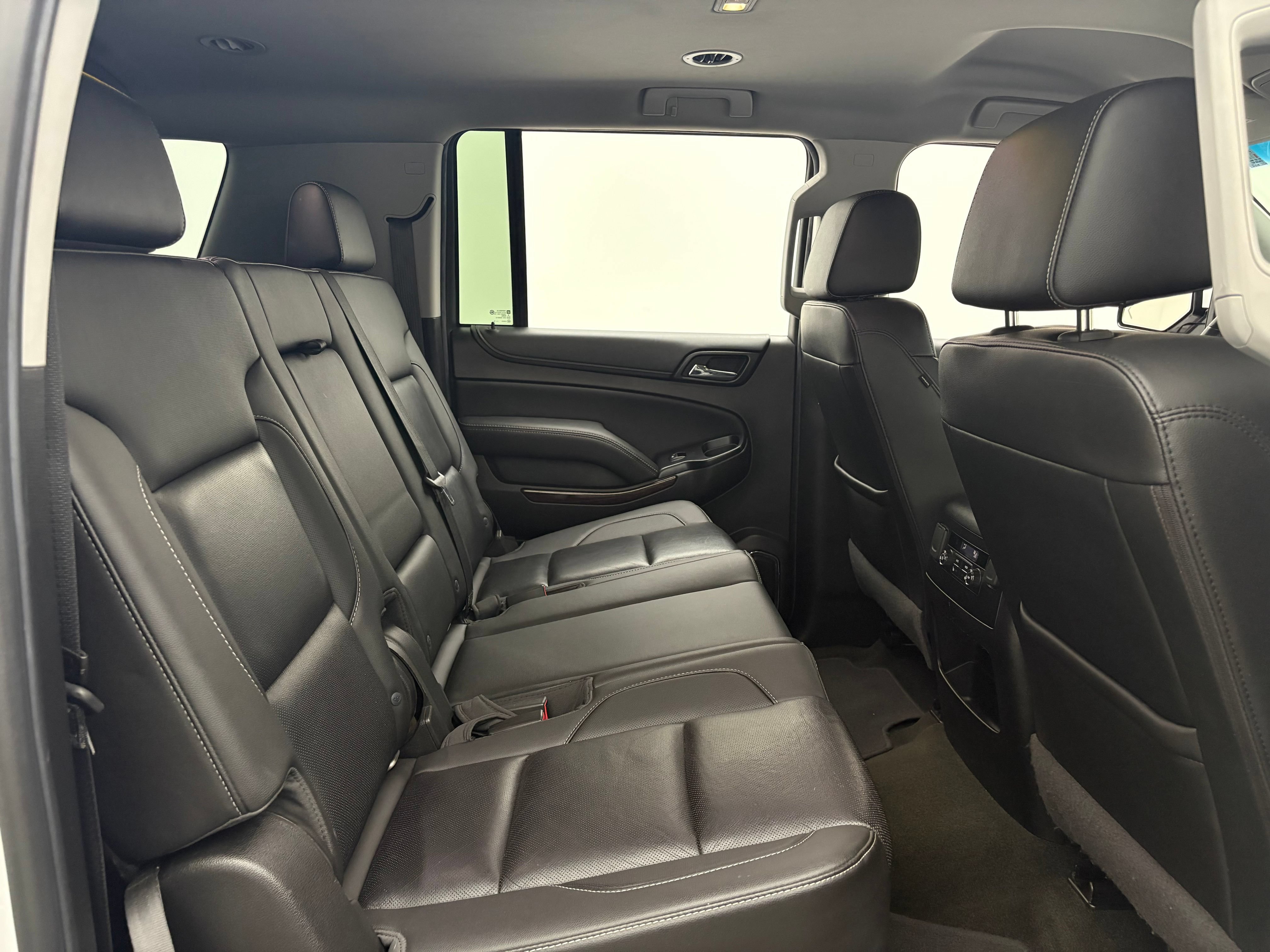 Used 2018 GMC Yukon XL SLT AWD/4WD image 38