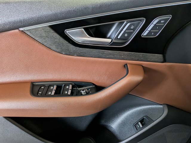 Used 2018 Audi Q7 3.0T Premium Plus w/ Premium Plus Package image 15