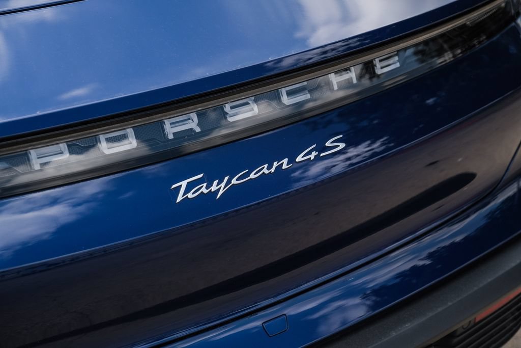 Used 2021 Porsche Taycan 4S w/ Premium Package AWD/4WD image 61