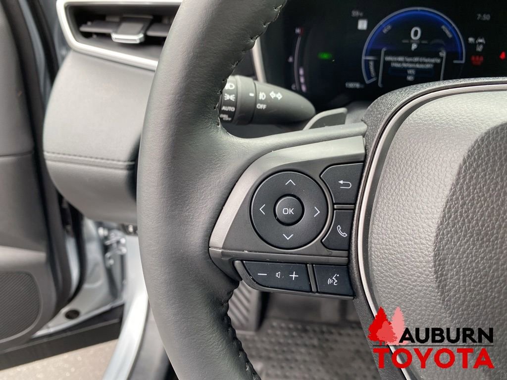 Used 2024 Toyota Corolla Cross AWD Hybrid w/ Convenience Package image 39