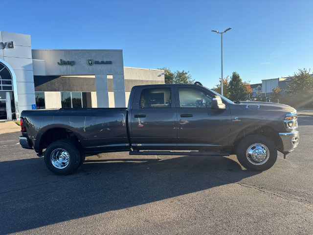New 2027 RAM 3500 Tradesman AWD/4WD image 8