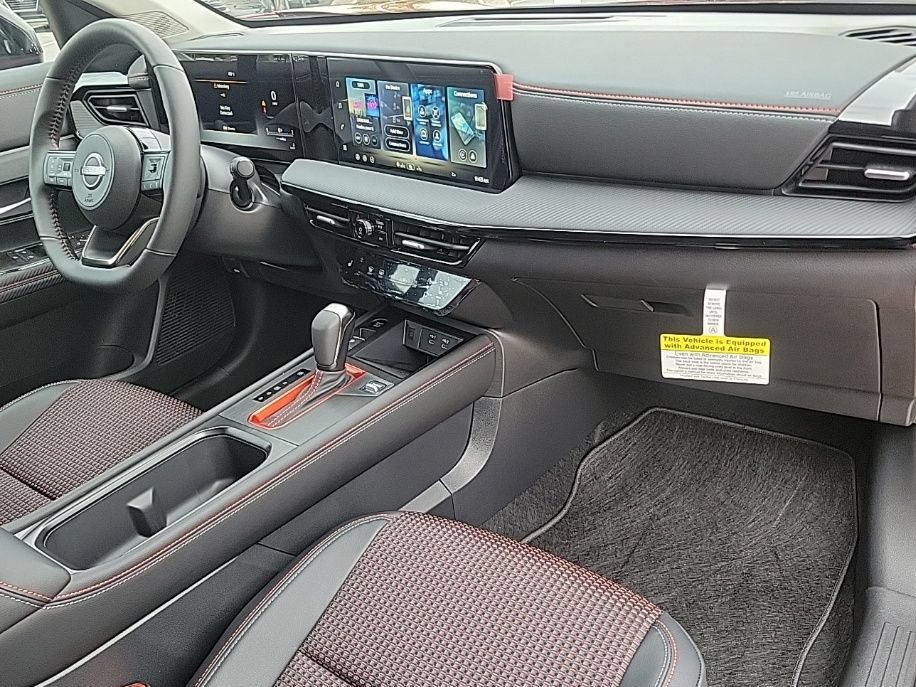 New 2026 Nissan Kicks SR w/ SR Premium Package AWD/4WD image 13