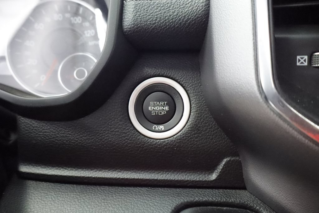 Used 2024 RAM 1500 Laramie AWD/4WD image 29