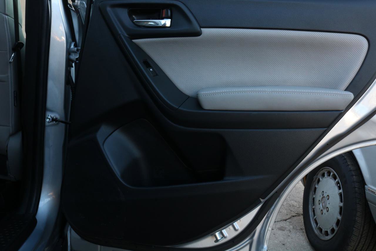 Used 2015 Subaru Forester 2.5i Limited image 36