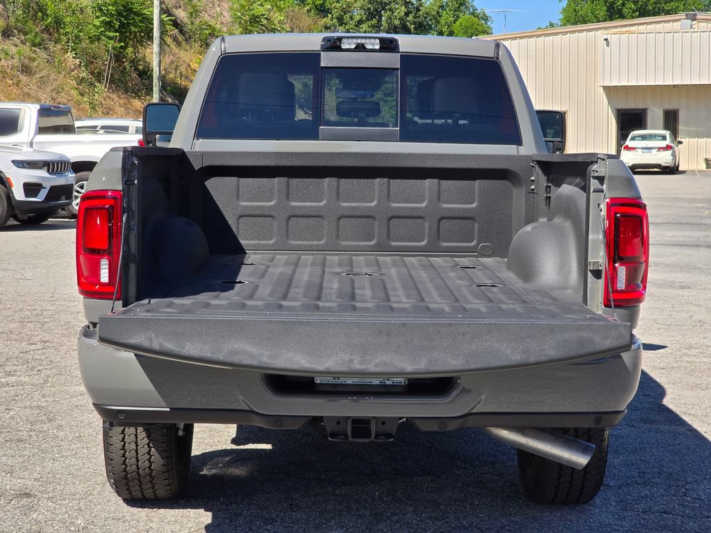 New 2026 RAM 2500 Limited AWD/4WD image 15