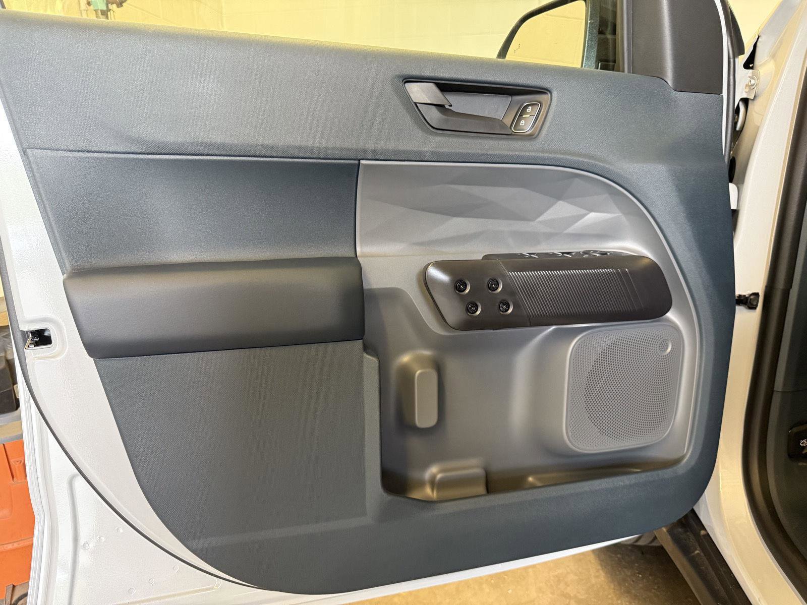 New 2025 Ford Maverick XLT w/ XLT Luxury Package image 12