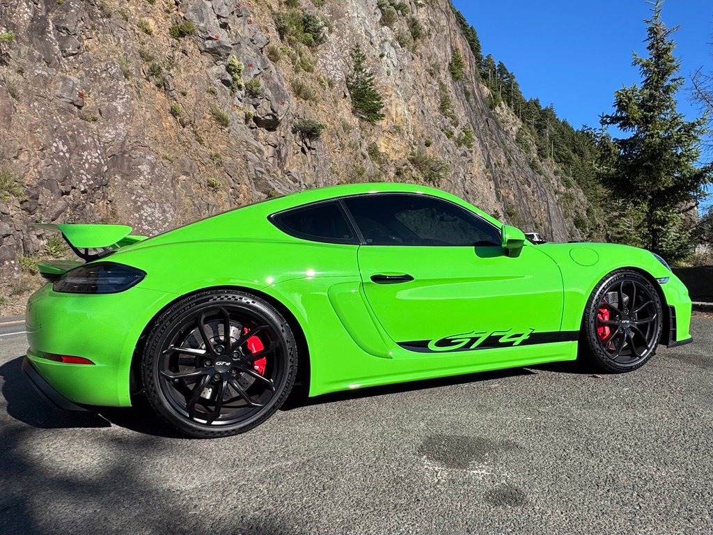 Used 2023 Porsche 718 Cayman GT4 RWD image 8
