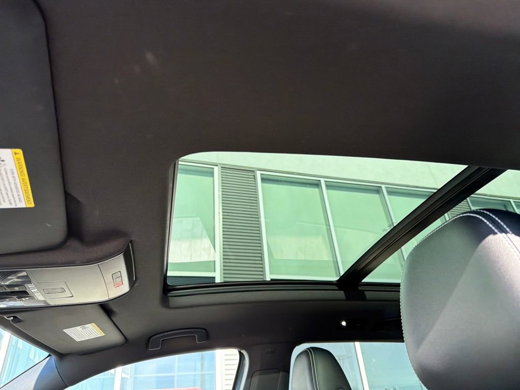 Used 2023 Volkswagen Atlas Cross Sport SE w/ Panoramic Sunroof Package image 23