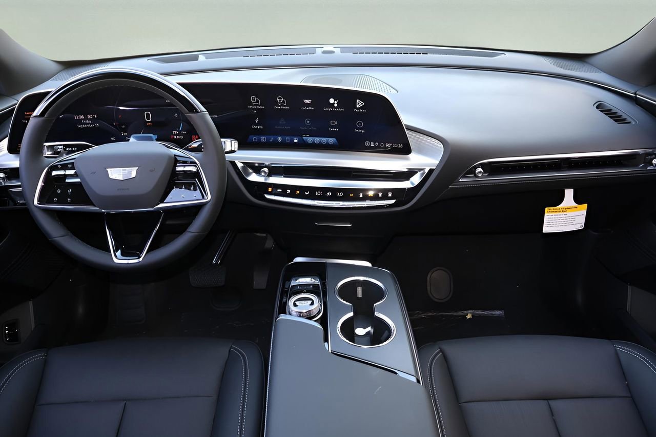 New 2026 Cadillac Lyriq Sport image 15