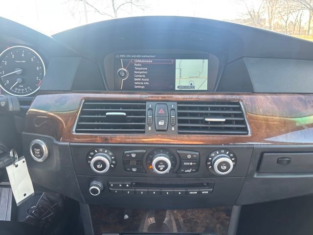 Used 2010 BMW 535i xDrive Sedan image 15