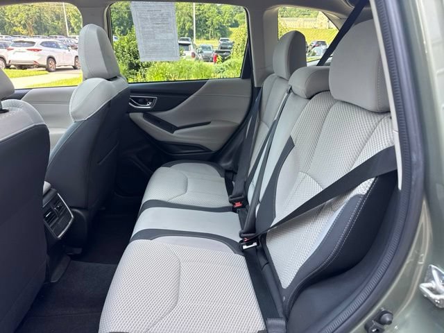 Used 2021 Subaru Forester Premium AWD/4WD image 26