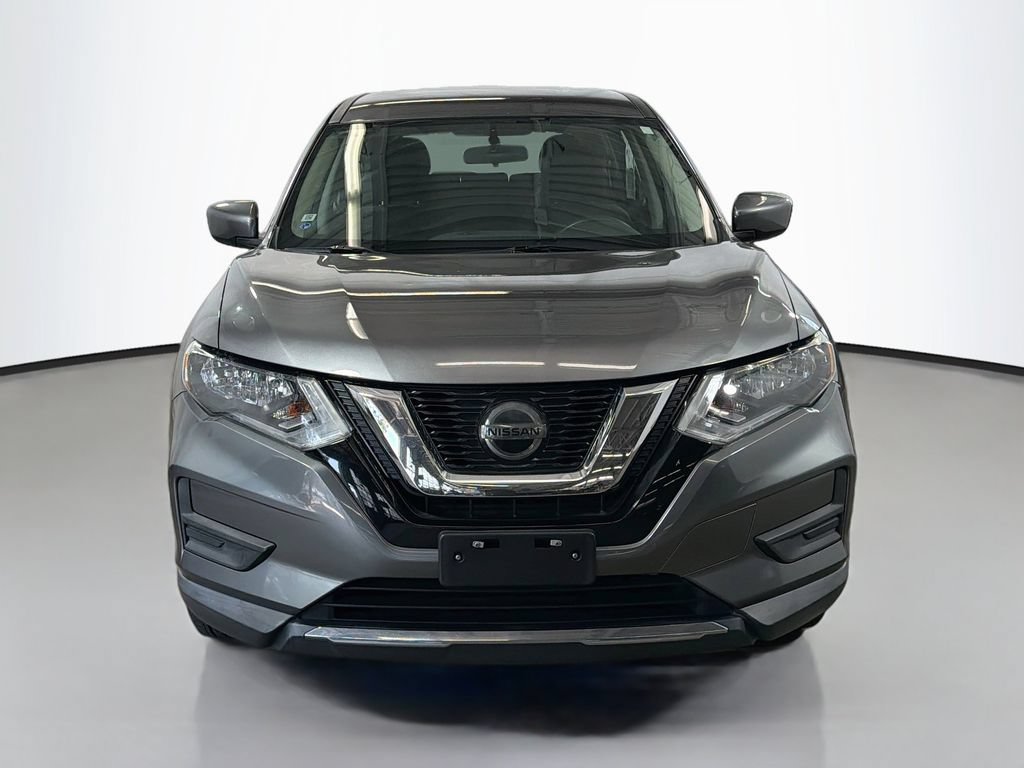 Used 2018 Nissan Rogue S AWD/4WD image 2