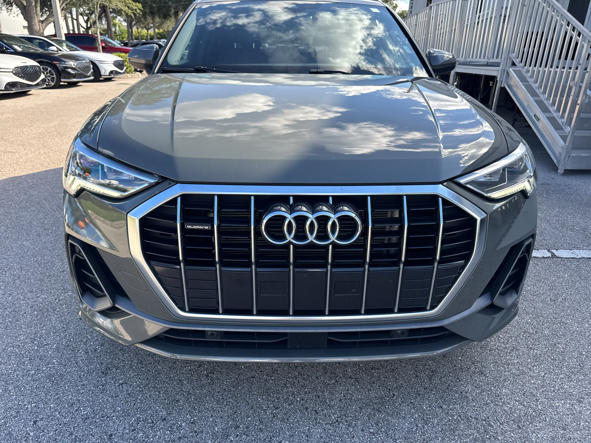 Used 2025 Audi Q3 2.0T Premium AWD/4WD image 2
