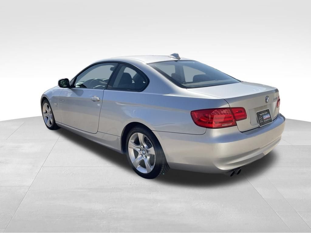 Used 2011 BMW 328i xDrive Coupe AWD/4WD image 7