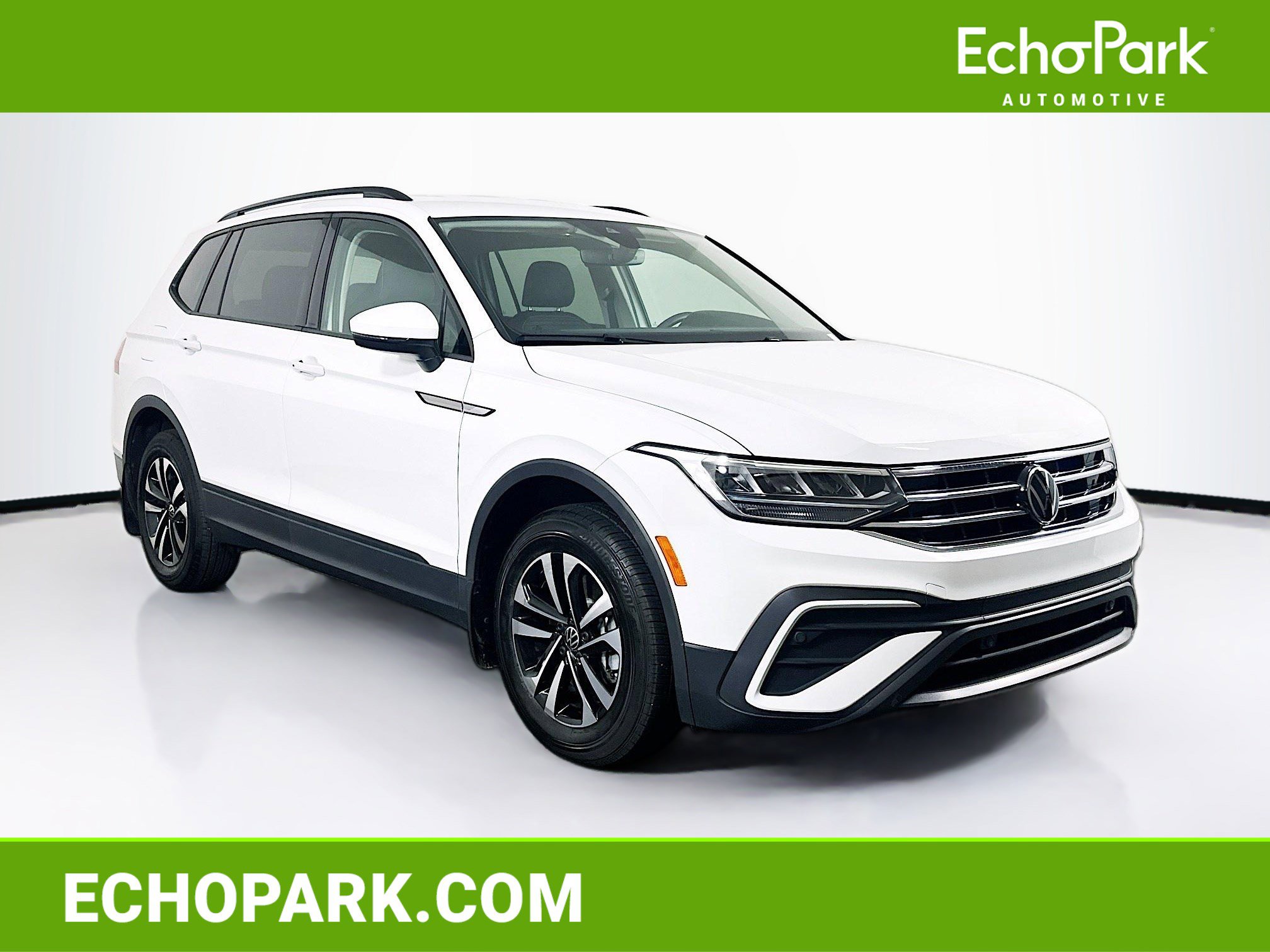 Used 2024 Volkswagen Tiguan S image 1