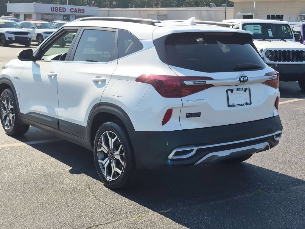 Used 2021 Kia Seltos EX AWD/4WD image 5