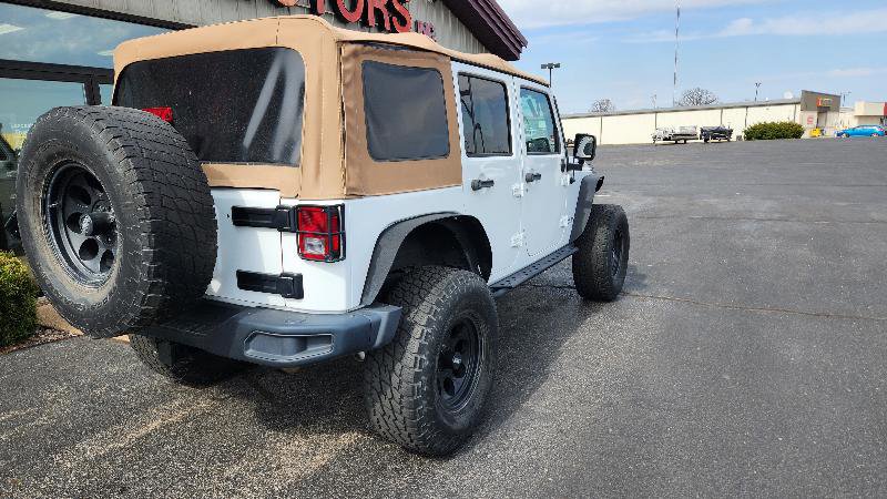 Used 2018 Jeep Wrangler Unlimited Sport image 7