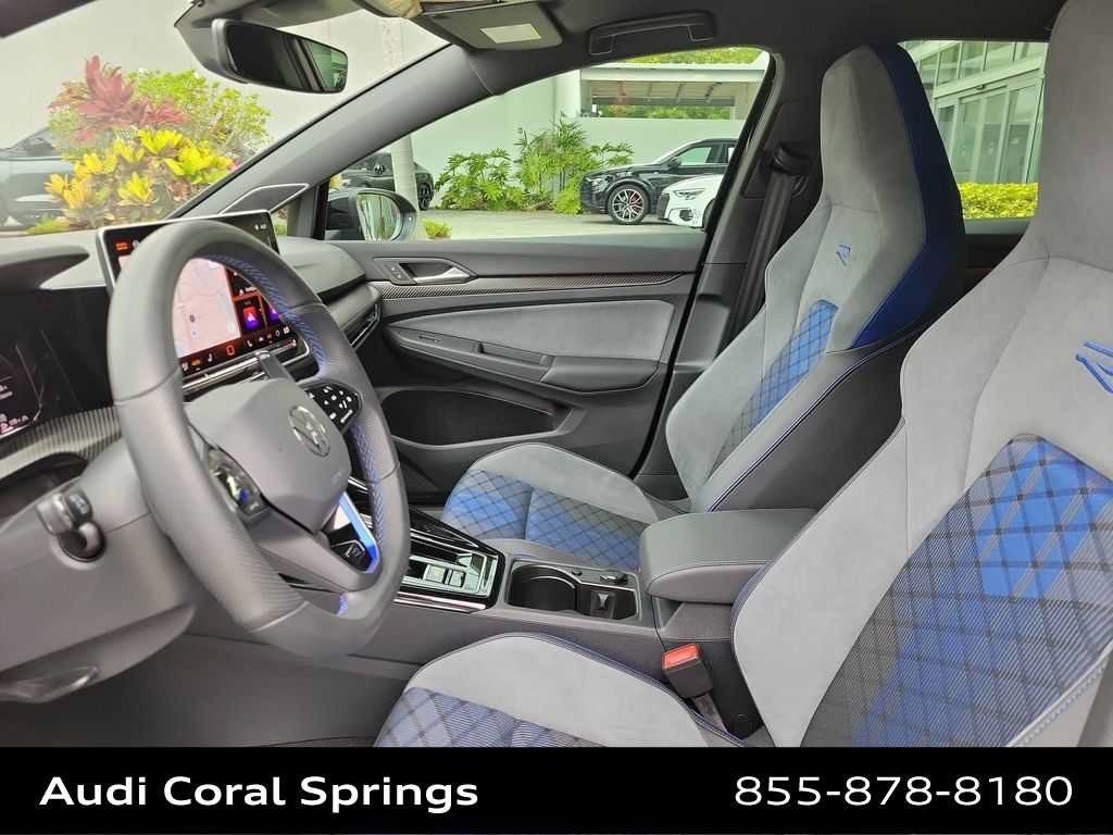 Used 2025 Volkswagen Golf R Black Edition AWD/4WD image 19