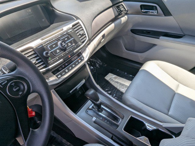 Used 2014 Honda Accord LX image 17