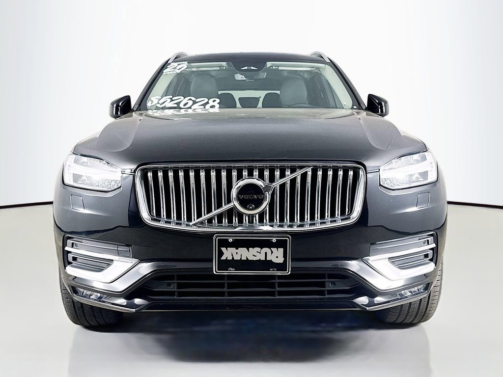 Certified 2025 Volvo XC90 B6 Plus image 2