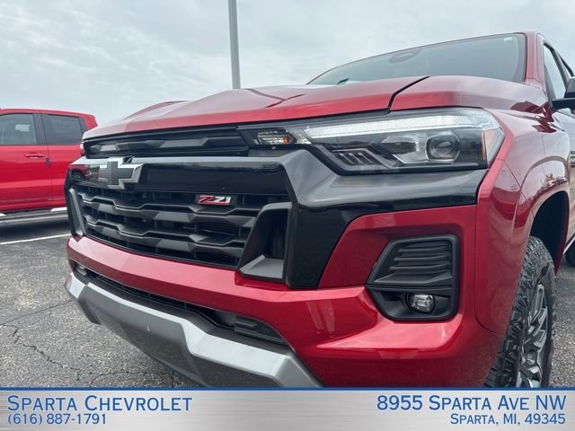 Used 2023 Chevrolet Colorado Z71 w/ Z71 Convenience Package 2 AWD/4WD image 9